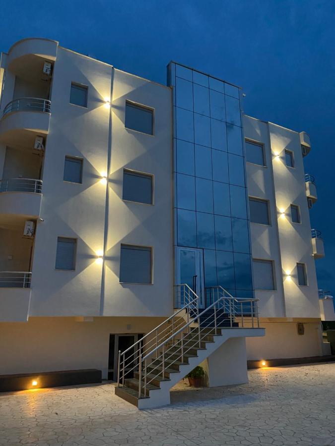 Vlorë Al Hotel מראה חיצוני תמונה