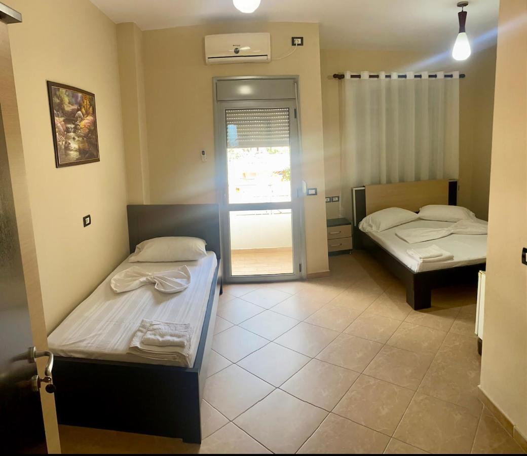 Vlorë Al Hotel מראה חיצוני תמונה