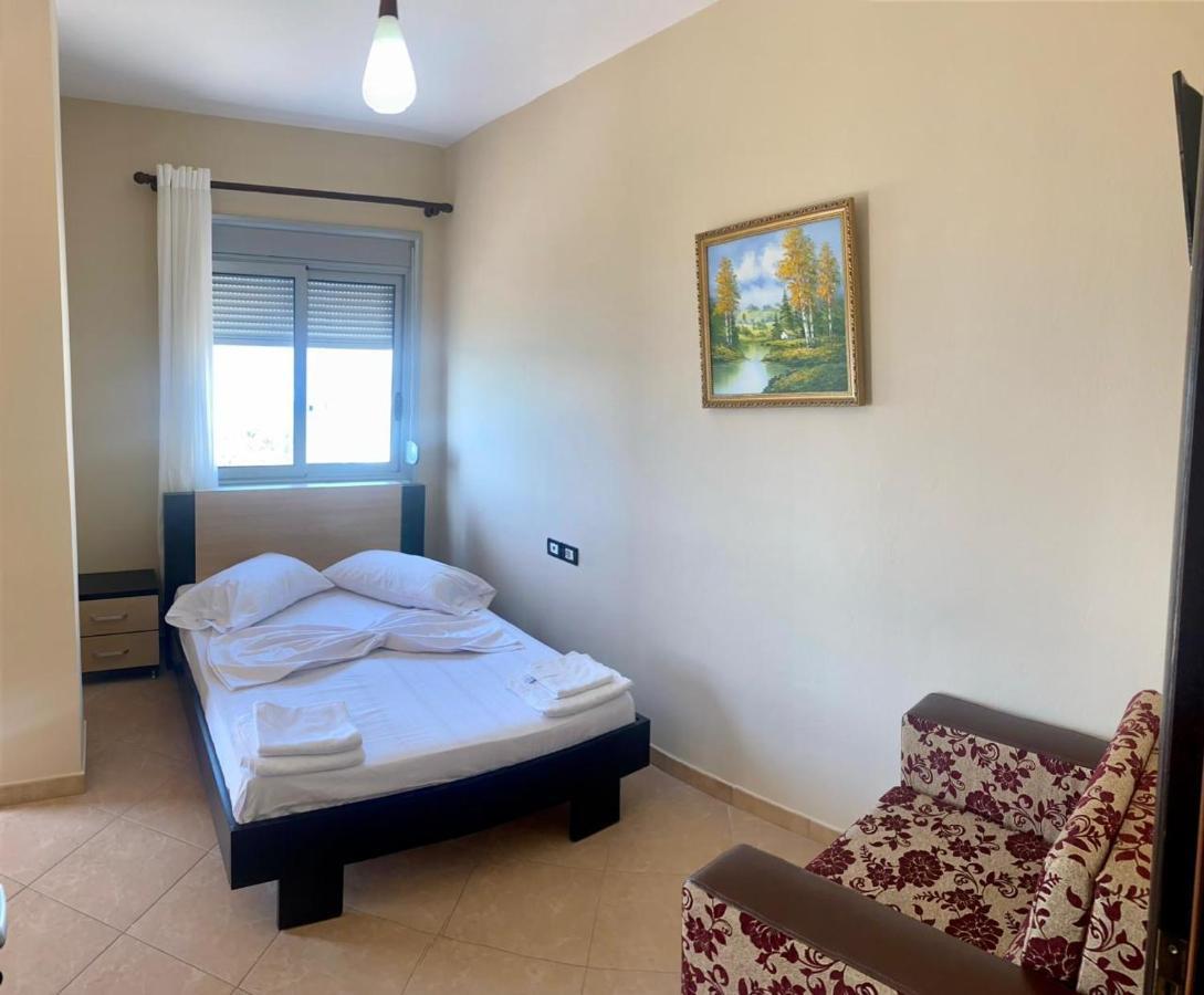 Vlorë Al Hotel מראה חיצוני תמונה