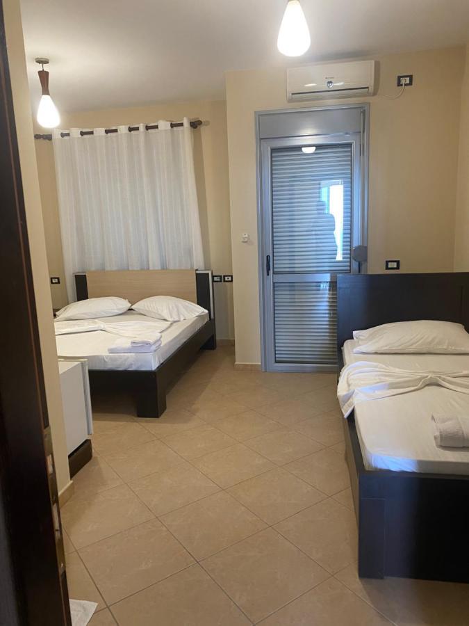 Vlorë Al Hotel מראה חיצוני תמונה