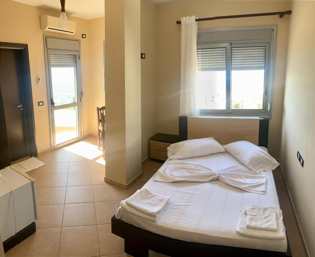 Vlorë Al Hotel מראה חיצוני תמונה