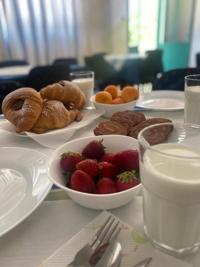 Vlorë Al Hotel מראה חיצוני תמונה