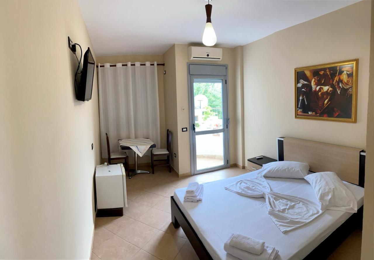 Vlorë Al Hotel מראה חיצוני תמונה