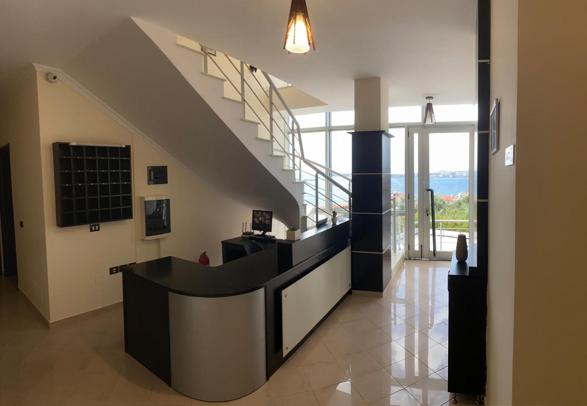Vlorë Al Hotel מראה חיצוני תמונה